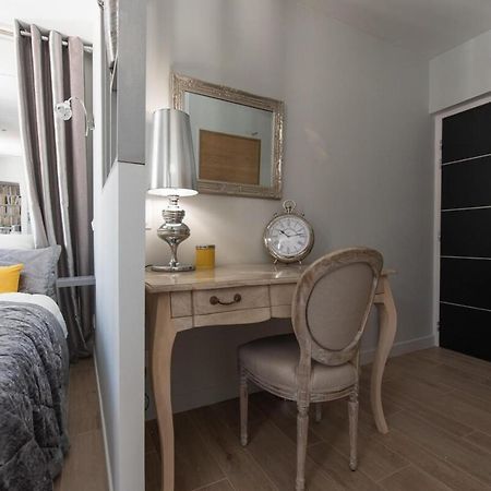 Le Petit Prince- Studio Cosy 2 Pers -Metro Valmy Lyon Exteriér fotografie